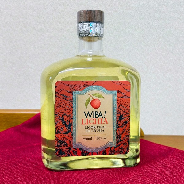 Licor Fino de Lichia Wiba! 750ml Envelhecido em Amburana